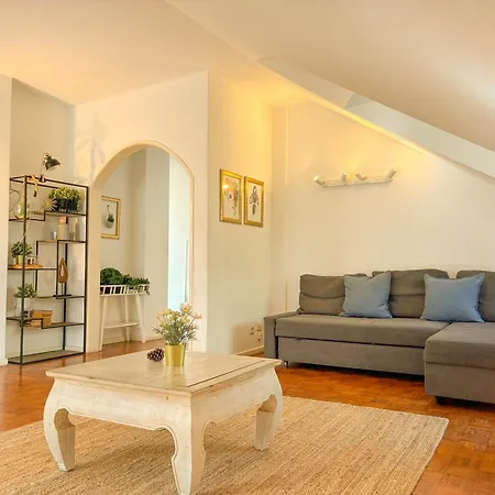 My Fair - 3 Bedroom Loft Near Principe Real Apartment Lisbon
