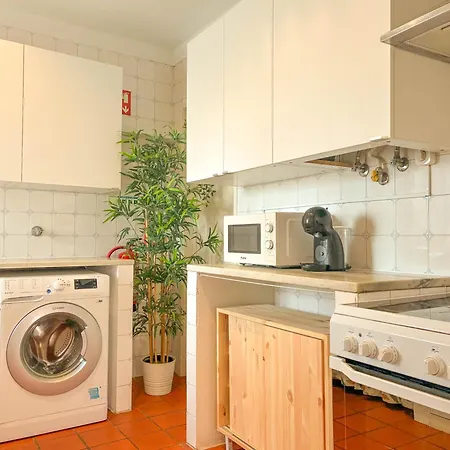 My Fair - 3 Bedroom Loft Near Principe Real Lisboa