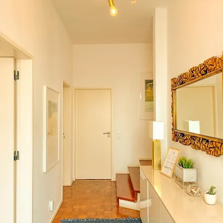 Lägenhet My Fair - 3 Bedroom Loft Near Principe Real *