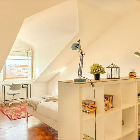 My Fair - 3 Bedroom Loft Near Principe Real