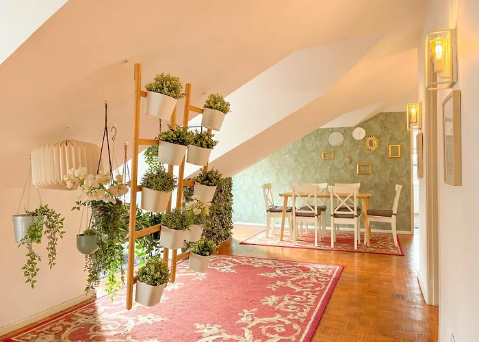 My Fair - 3 Bedroom Loft Near Principe Real * Lissabon